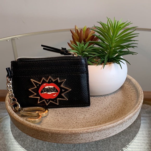 Victoria’s Secret Coin Purse with lip emblem - Picture 13 of 13